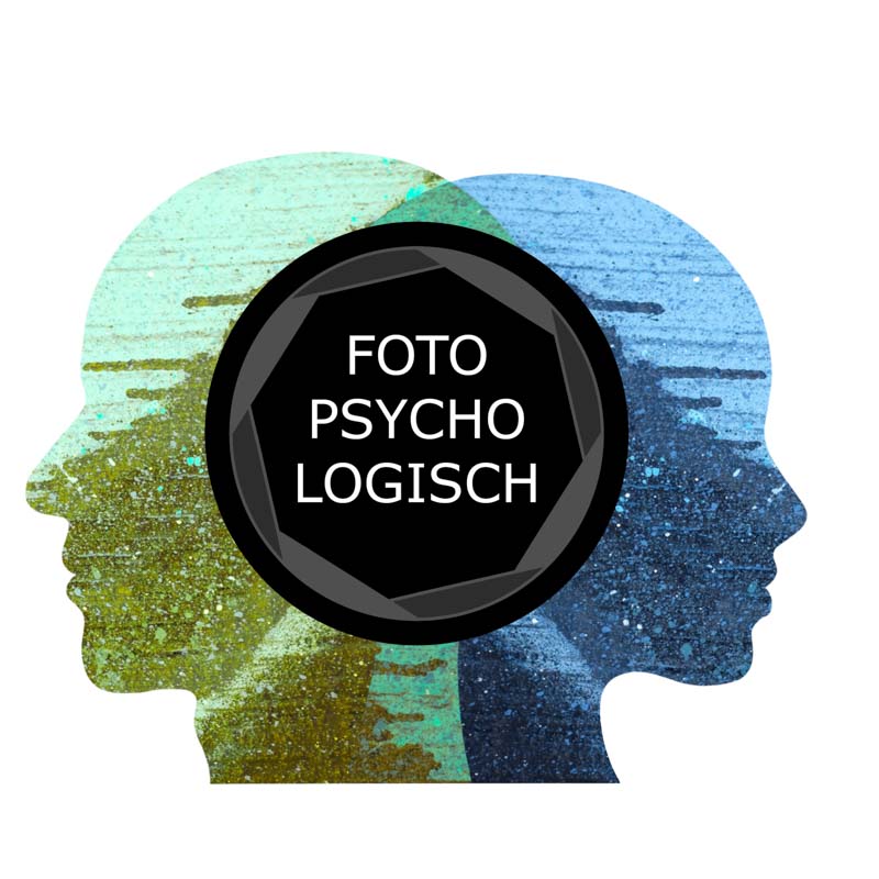 Zwei überlappende menschliche Profilköpfe, einer grün-gelb, der andere blau, mit einem schwarzen Kreis in der Mitte, auf dem in Weiß die Worte FOTO PSYCHO LOGISCH stehen.